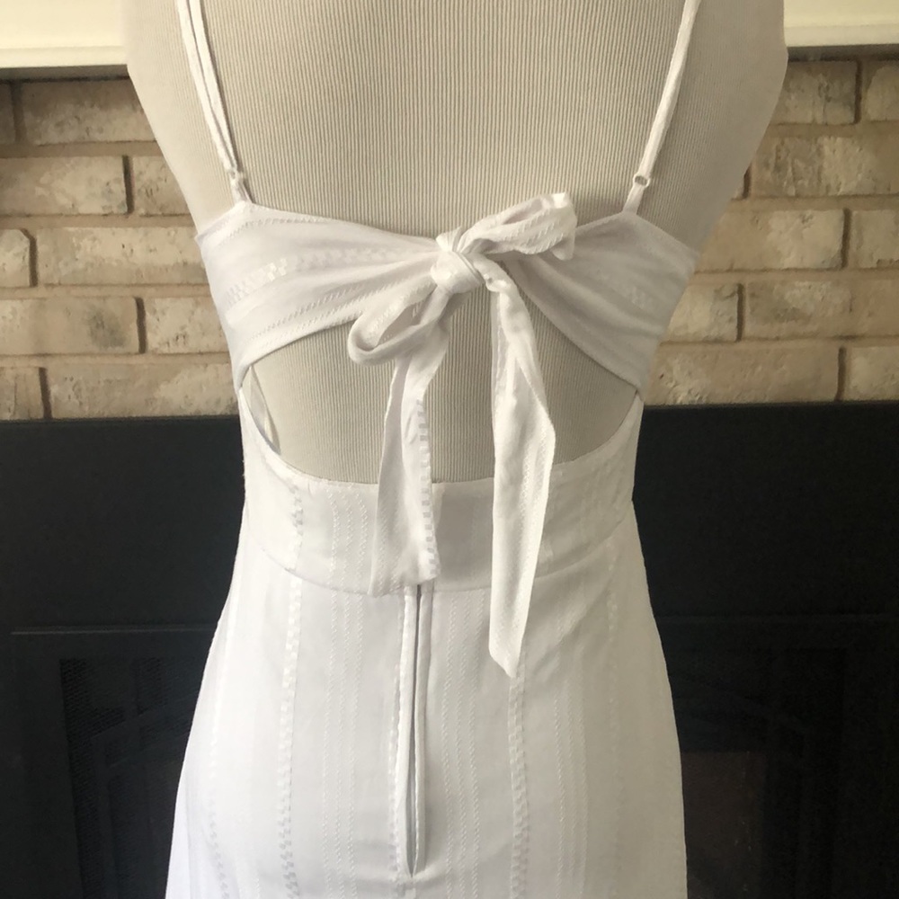 Jodi Kristopher White Ruffle Bottom Spaghetti Strap Open Back Dress size 1 - Picture 8 of 15